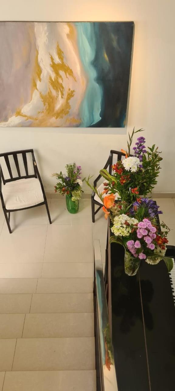 Lotus Colombo Guesthouse Ngoại thất bức ảnh